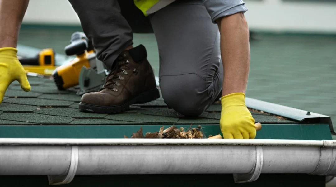 5-fast-ways-on-how-to-clean-gutters