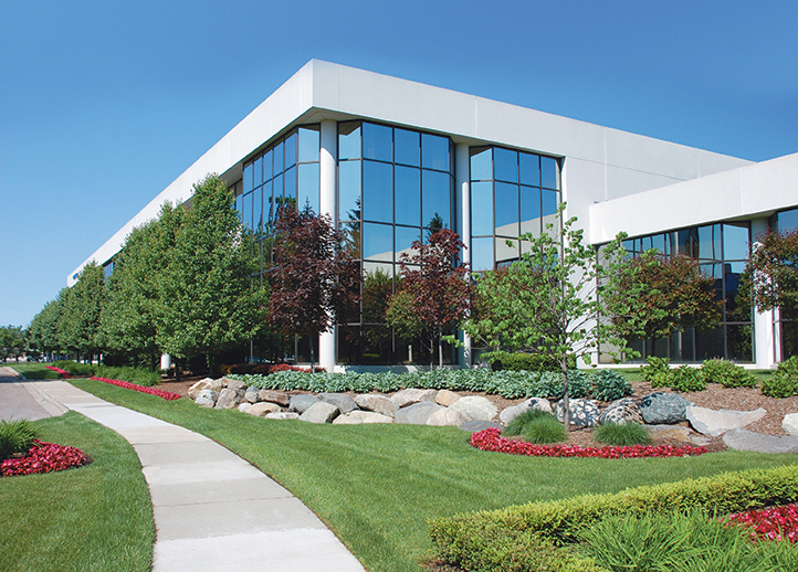 Top 5 Benefits Of Commercial Landscaping For Businesses In Buffalo MN